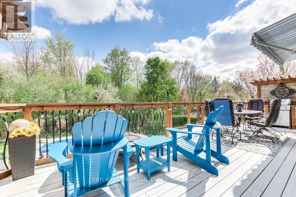 31 Glenridge Crescent, London North (North A), Ontario  N6G 4W5 - Photo 40 - X12142044