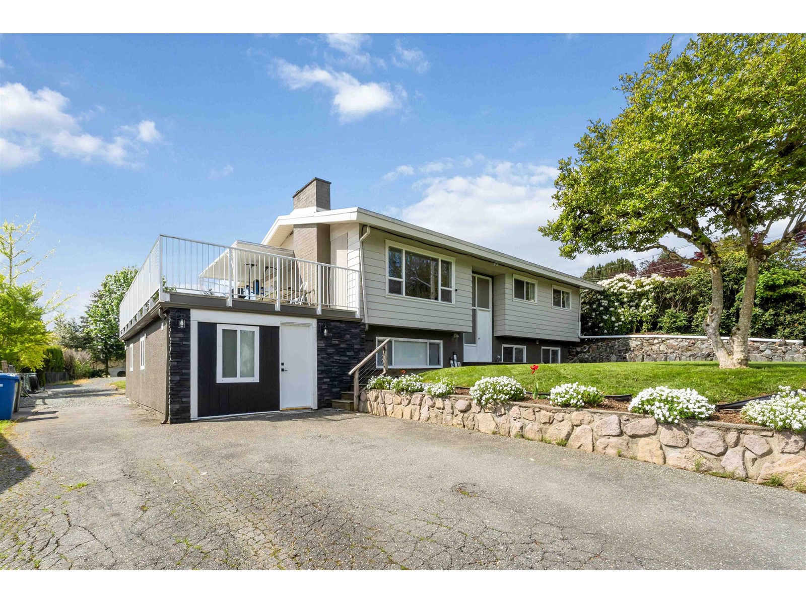 Property at 29366 DUNCAN AVENUE image 3