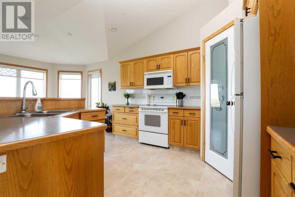 103038 Rge Rd 165, Rural Taber, Alberta  T1G 2C6 - Photo 17 - A2165255