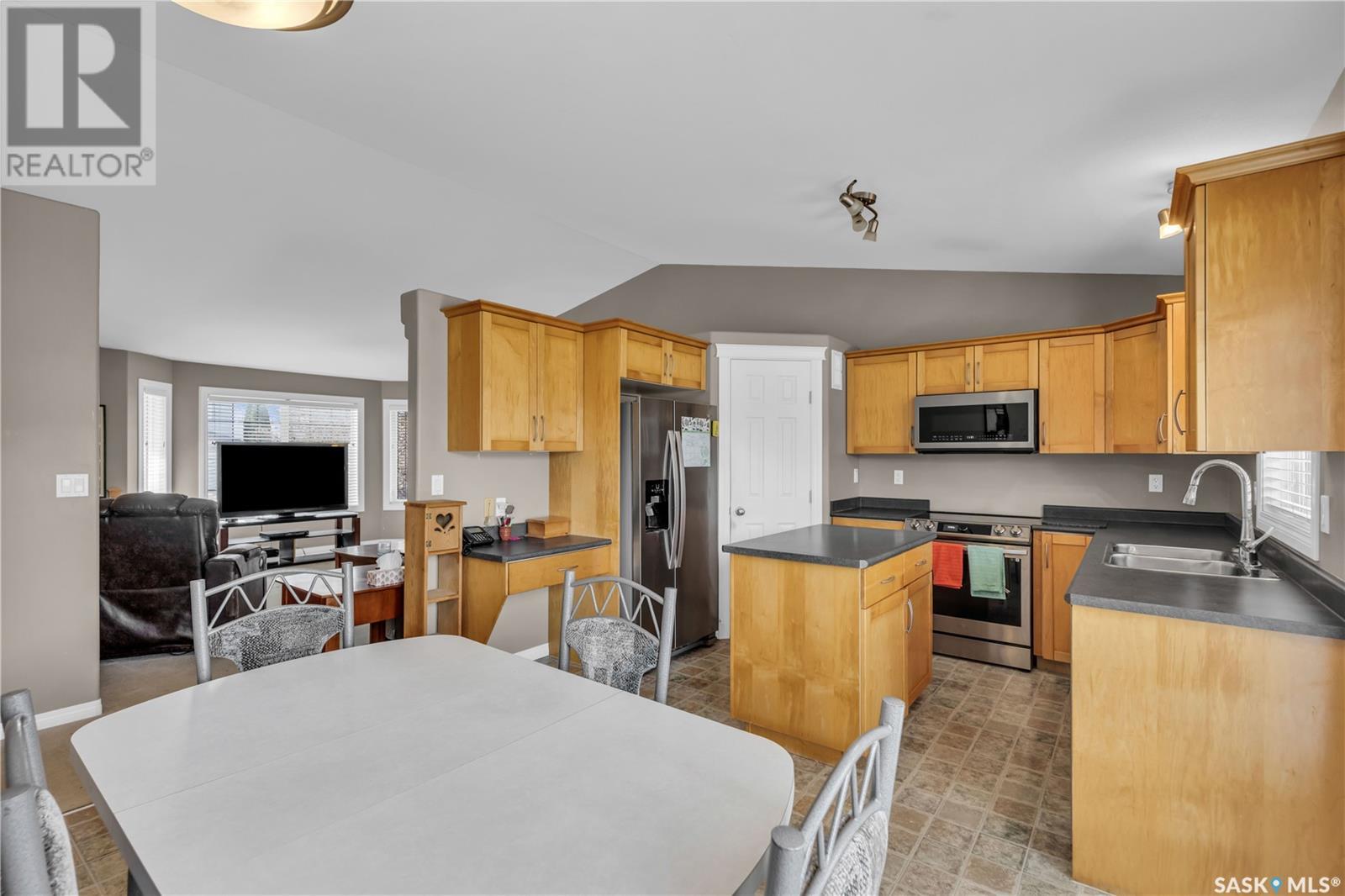 106 Kutz Crescent, Saskatoon, Saskatchewan  S7N 4S5 - Photo 10 - SK005429