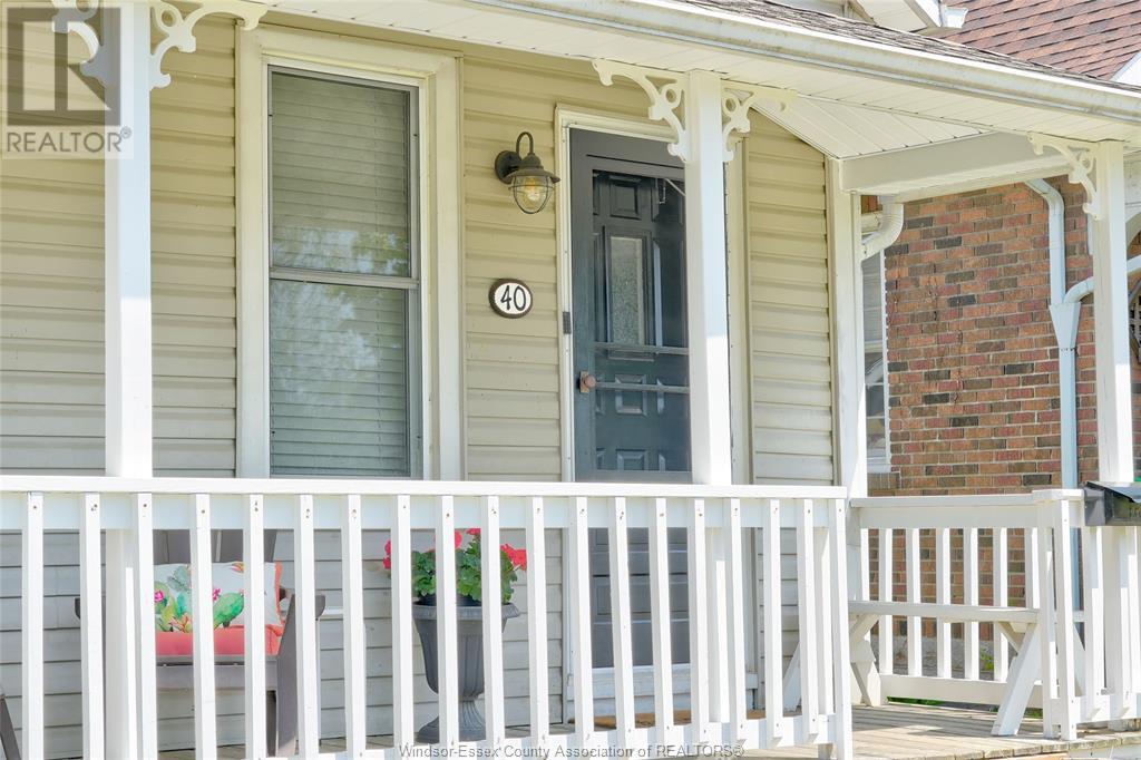 Property at 40 MILL STREET West image 4