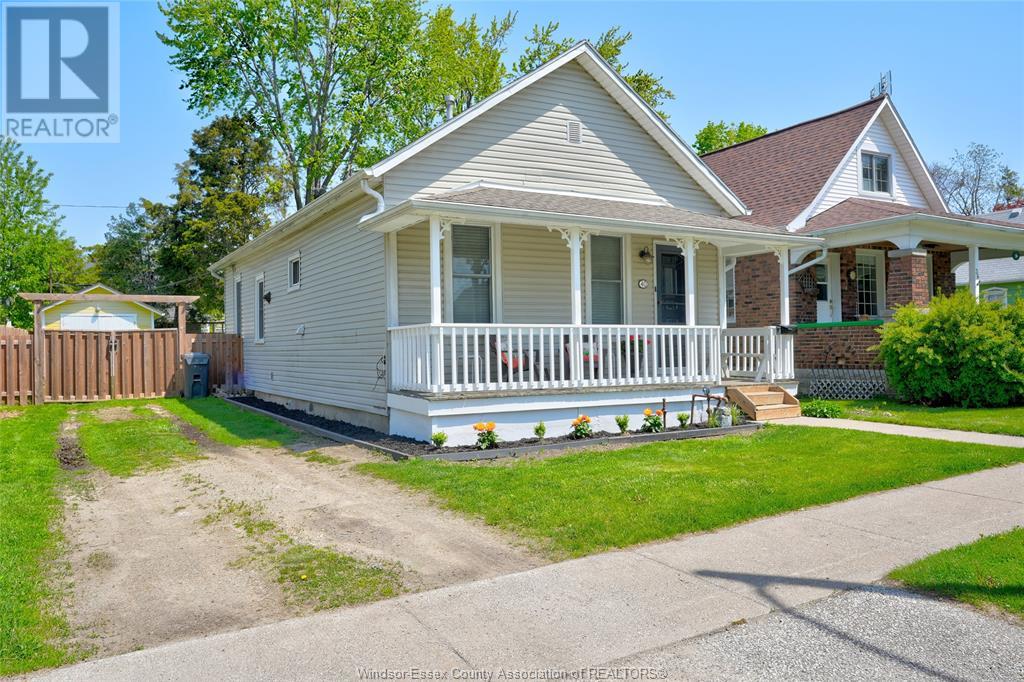 Property at 40 MILL STREET West image 3