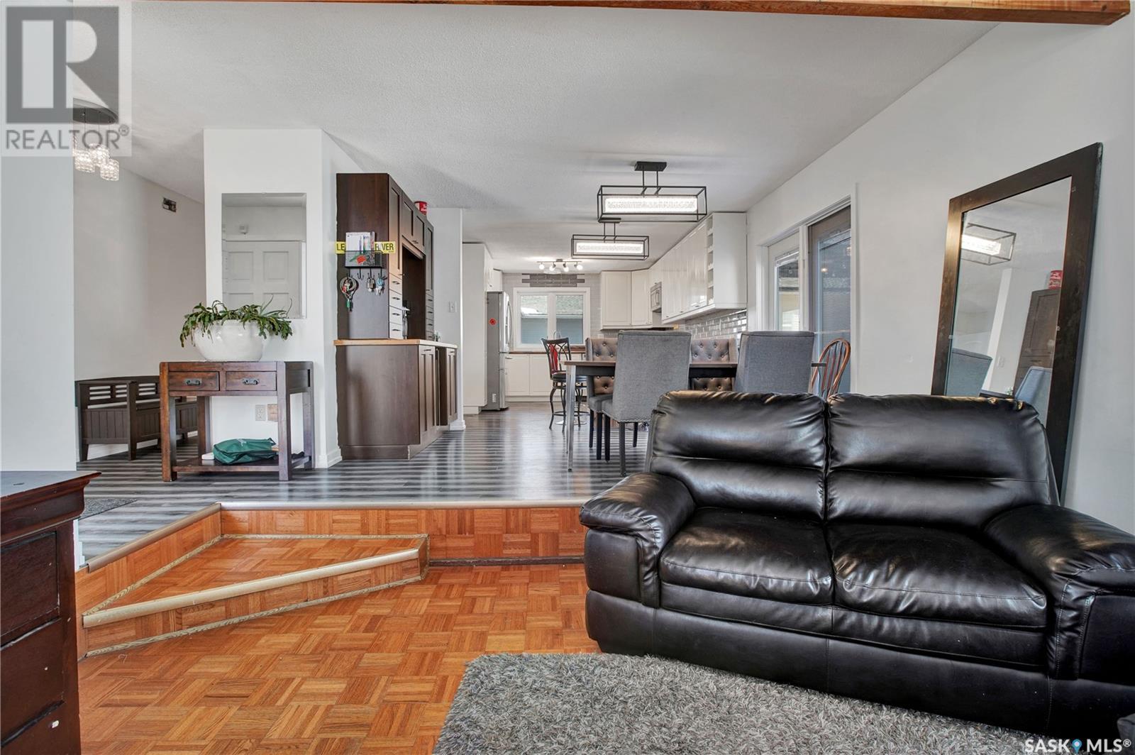 Property at 3416 Dieppe STREET image 5