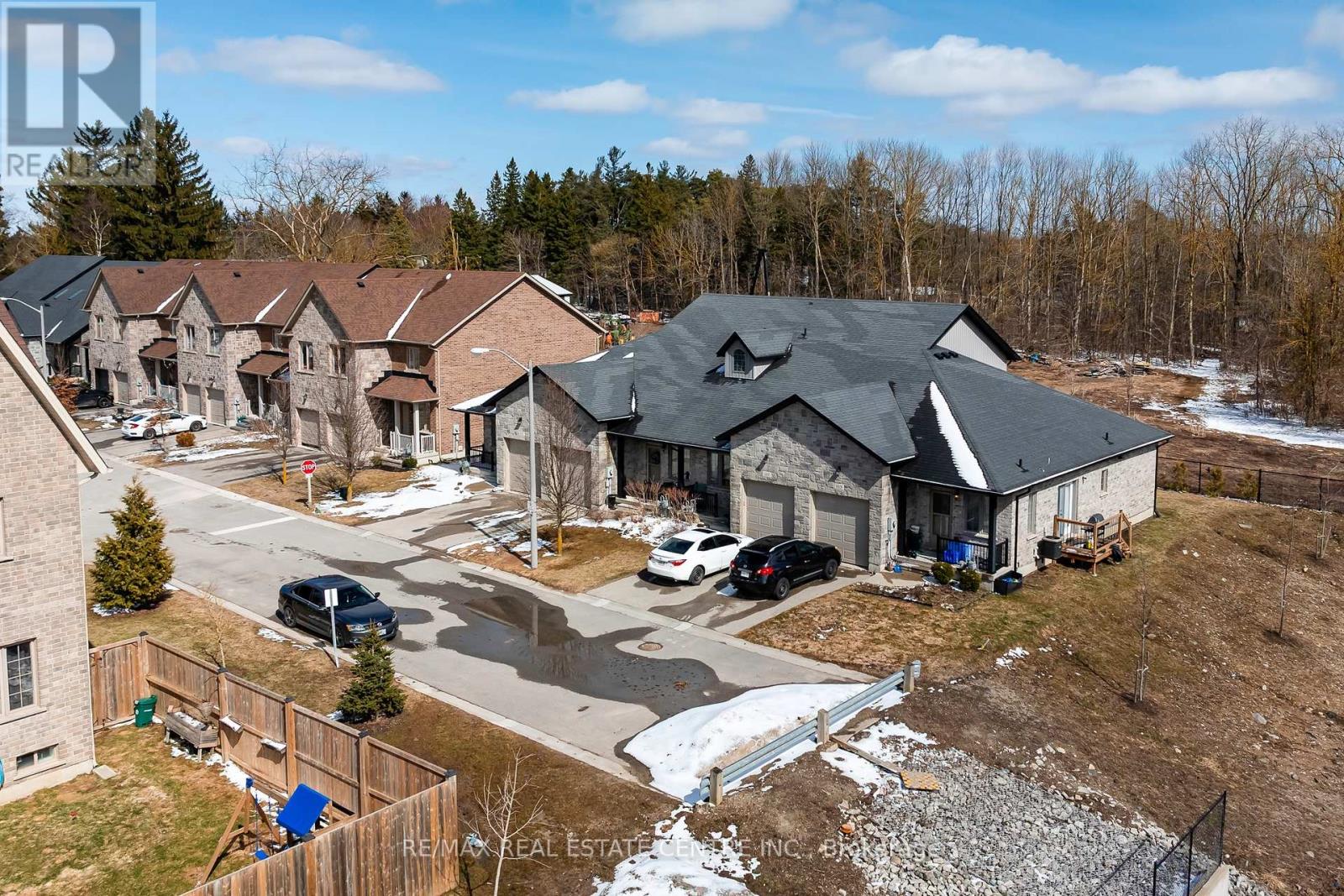 111 Samuel Drive, Wellington North, Ontario  N0G 1A0 - Photo 28 - X12051405