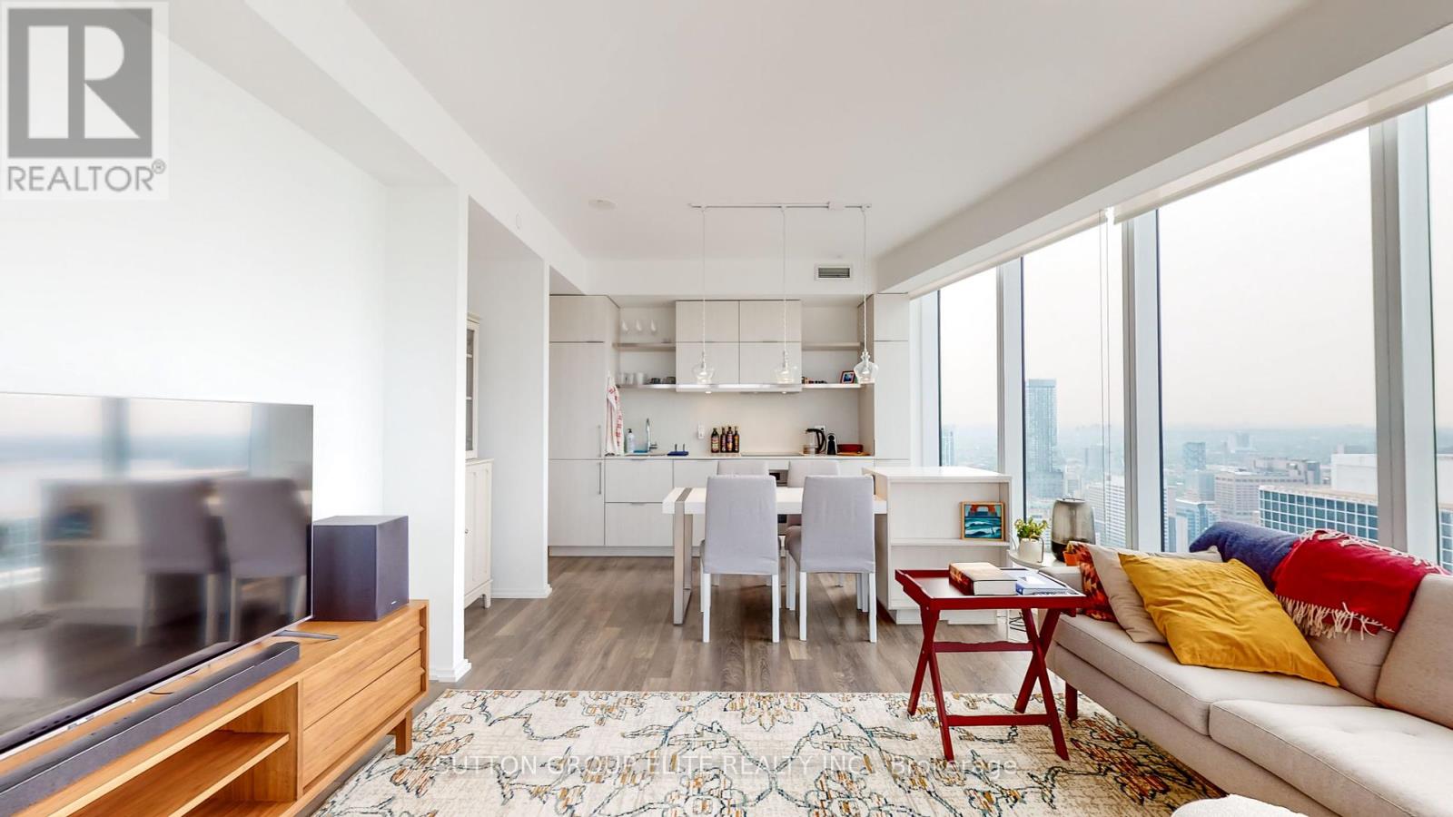 4902 - 197 Yonge Street, Toronto, Ontario  M5B 0C1 - Photo 10 - C12141930