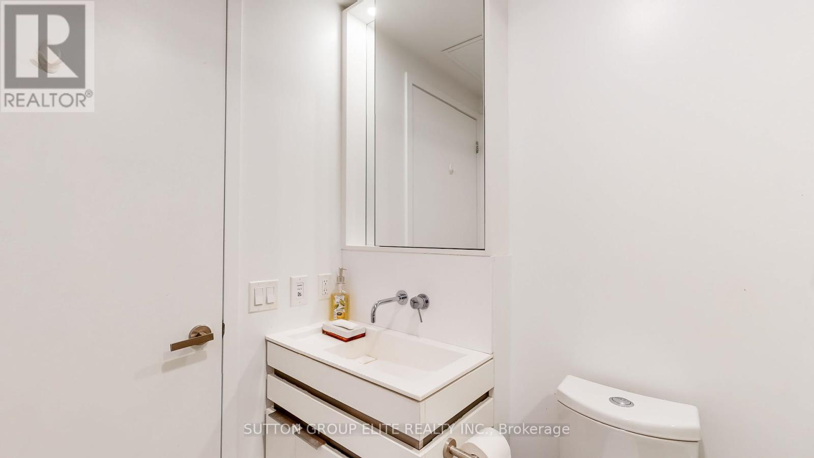 4902 - 197 Yonge Street, Toronto, Ontario  M5B 0C1 - Photo 24 - C12141930