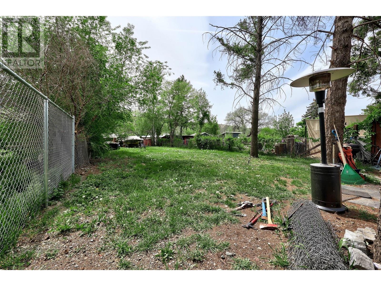 2615 Thompson Drive, Kamloops, British Columbia  V2C 4L5 - Photo 3 - 10345530