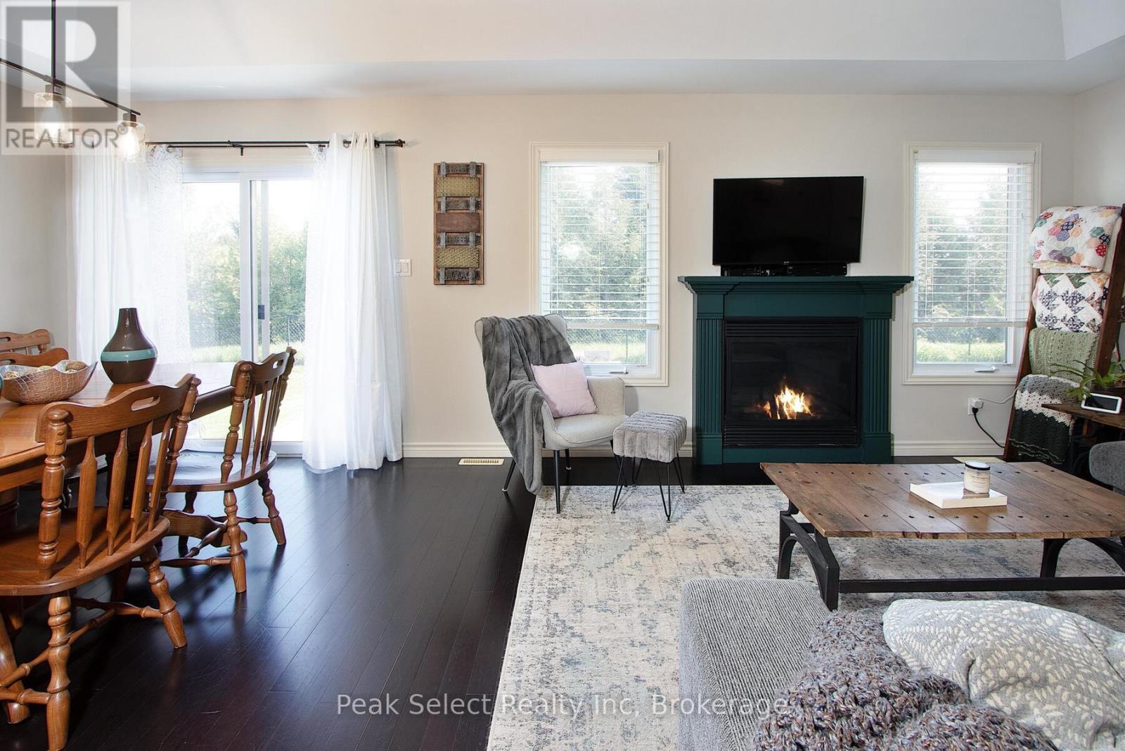 121 Watson Street, Lucan Biddulph, Ontario  N0M 2J0 - Photo 6 - X12142042