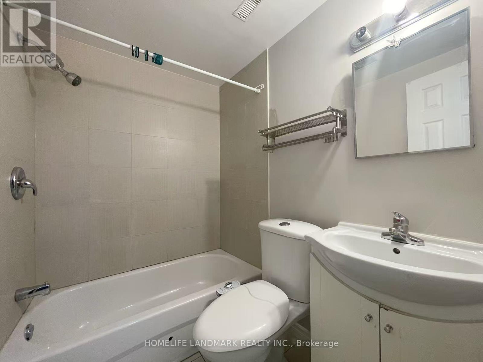Lower - 15 Orangewood Crescent, Toronto (L'amoreaux), Ontario  M1W 1C5 - Photo 10 - E12141941