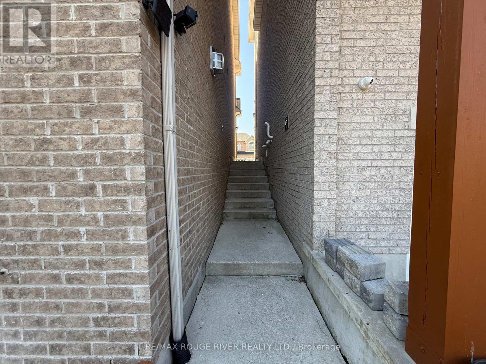Bsmt - 140 Rushworth Drive, Ajax, Ontario  L1Z 2A3 - Photo 20 - E12141943