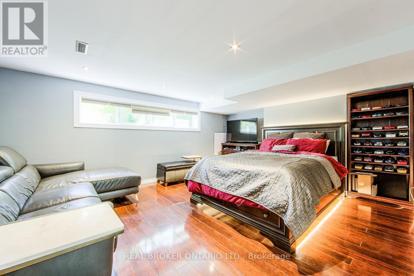 44 Mark Street, Aurora, Ontario  L4G 3J5 - Photo 23 - N12141954