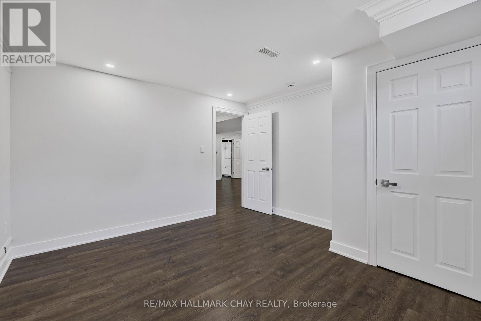 Basement - 23 Tyndall Drive, Bradford West Gwillimbury, Ontario  L3Z 4G6 - Photo 24 - N12141993