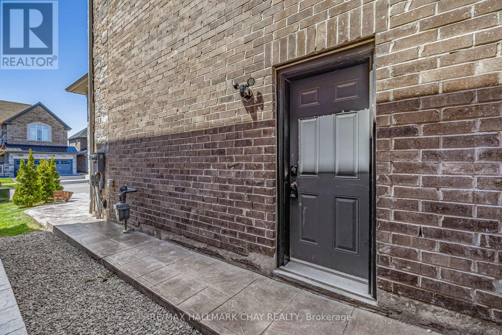 Basement - 23 Tyndall Drive, Bradford West Gwillimbury, Ontario  L3Z 4G6 - Photo 4 - N12141993