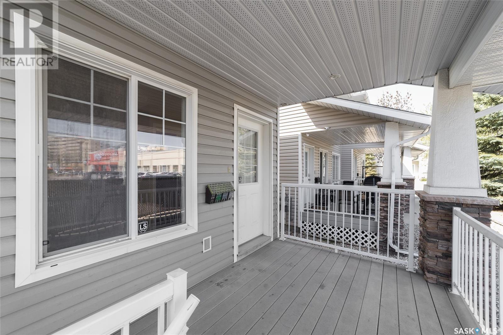 2231 Treetop Lane, Regina, Saskatchewan  S4P 4V8 - Photo 4 - SK005424
