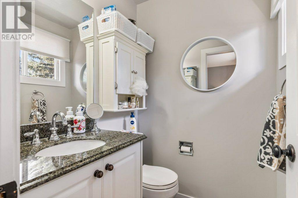223 Brookpark Drive Sw, Calgary, Alberta  T2W 2W7 - Photo 19 - A2207729
