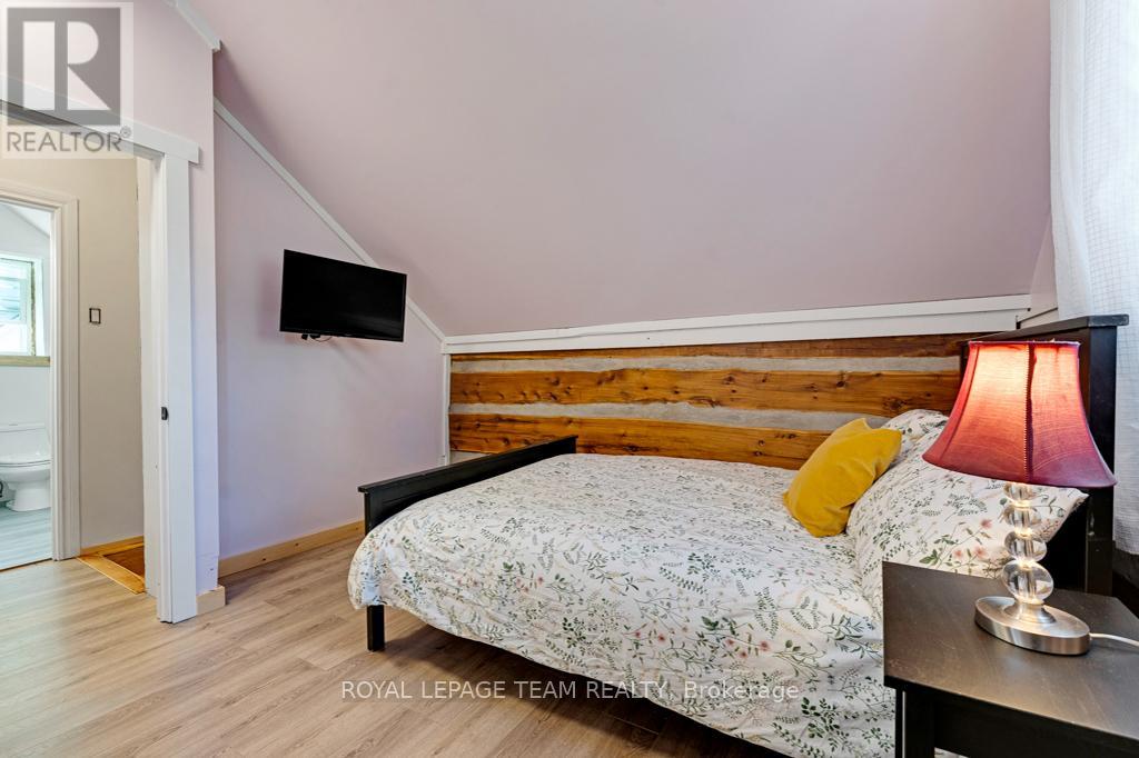 118 William Street, Merrickville-Wolford, Ontario  K0G 1N0 - Photo 35 - X12142115
