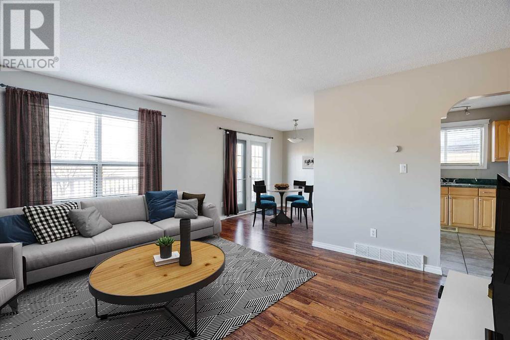 Property at 121 Gladstone Street image 3