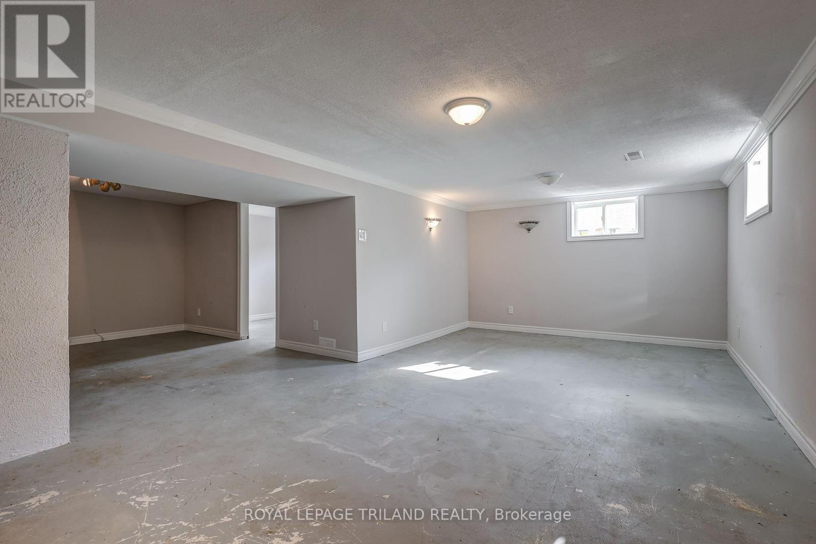 266 Alma Street, St. Thomas, Ontario  N5P 3B8 - Photo 28 - X12142033