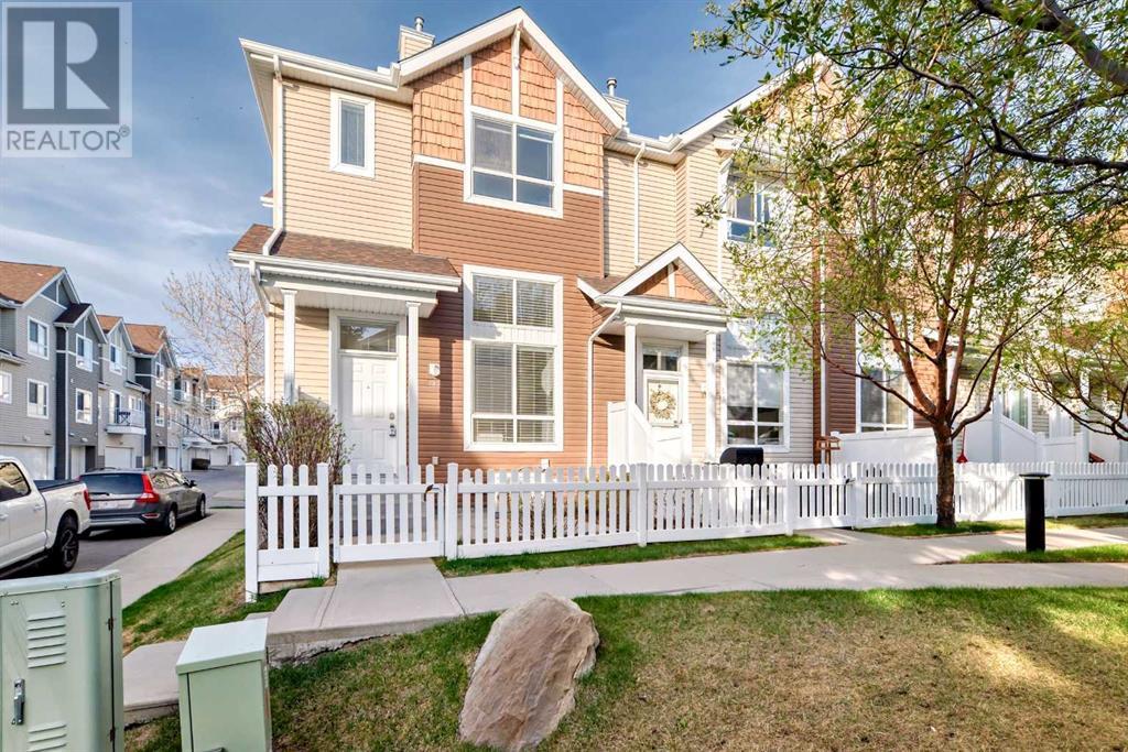 Property at 136 Tuscany Court NW image 1