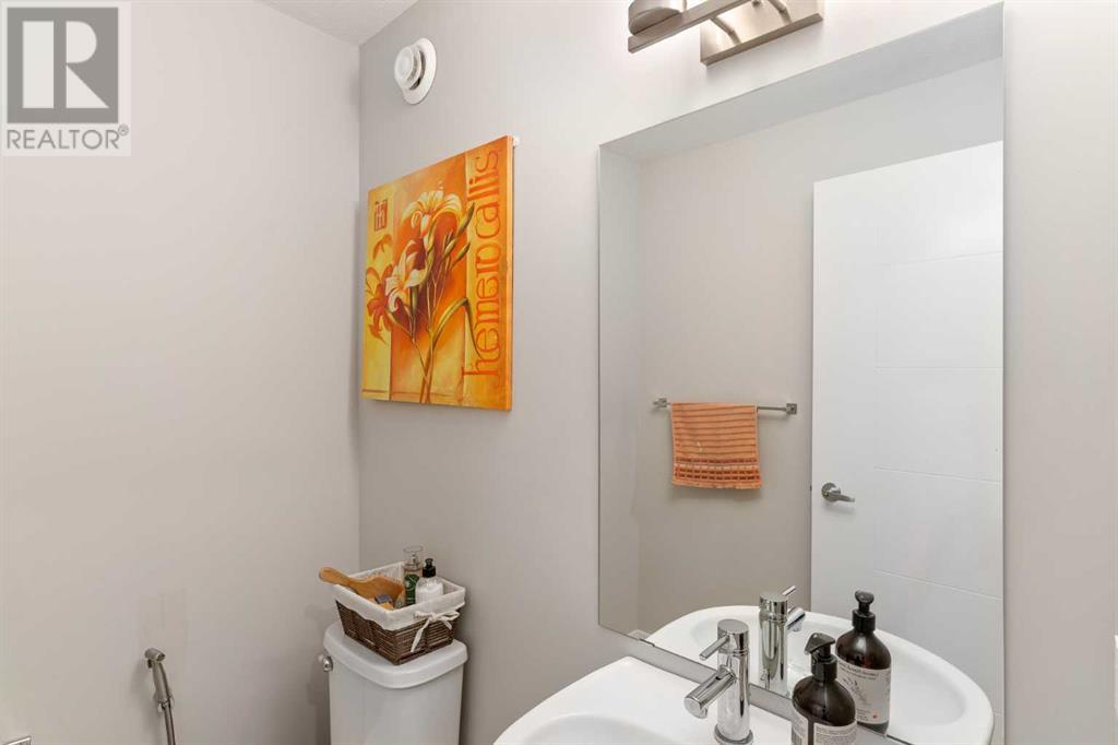 820 Redstone Crescent Ne, Calgary, Alberta  T3N 1M3 - Photo 13 - A2218734