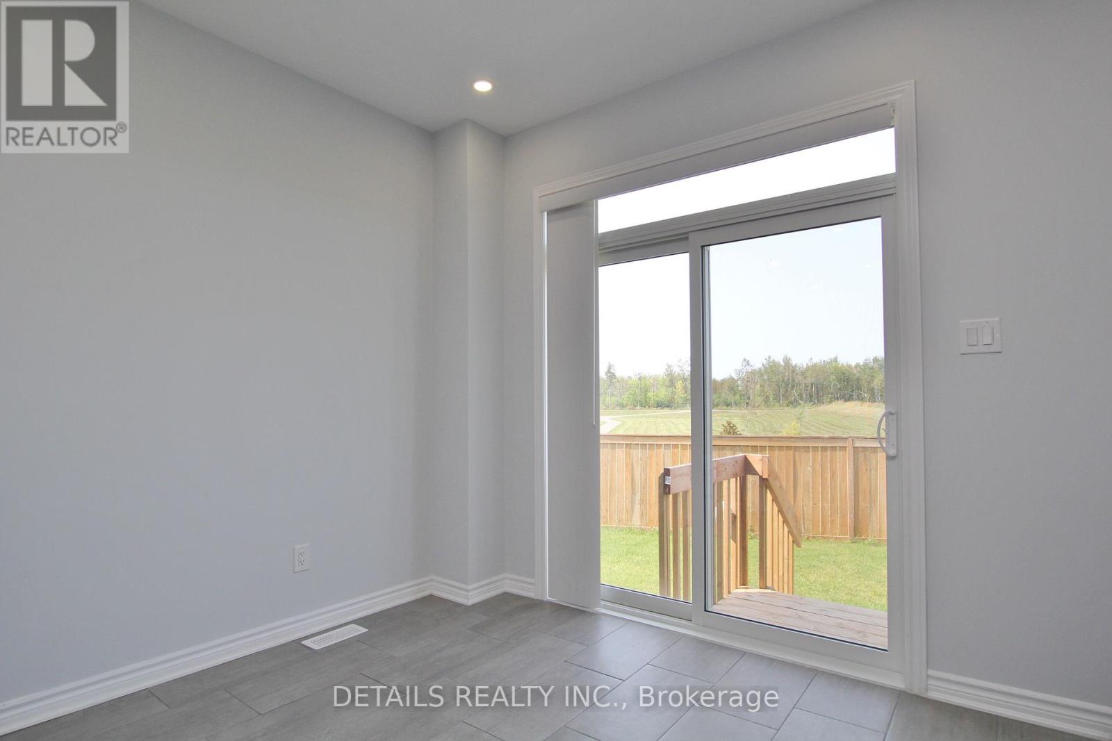 116 Unity Place, Ottawa, Ontario  K2S 2Y8 - Photo 6 - X12142159