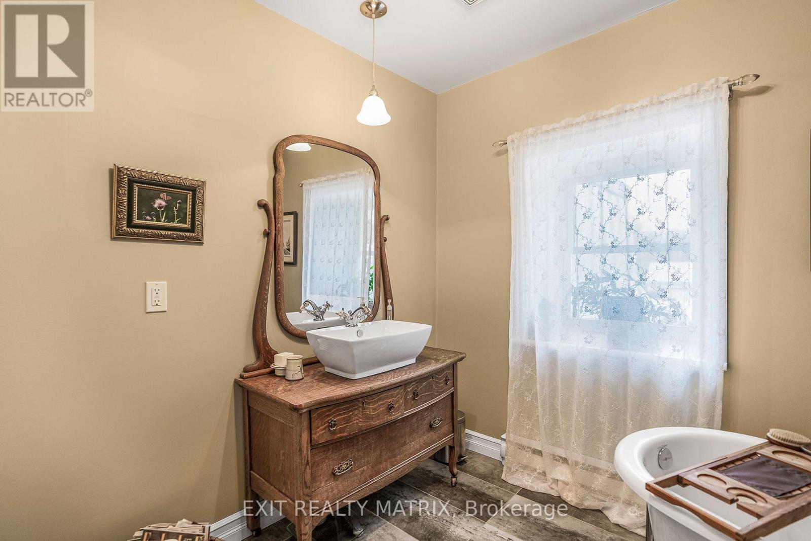 729 County Rd 18 Road, East Hawkesbury, Ontario  K0B 1M0 - Photo 21 - X12142097