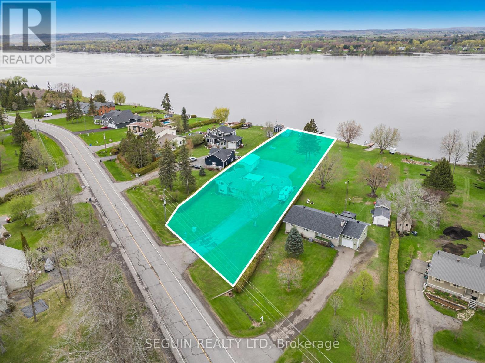 Property at 3595 FRONT ROAD image 4