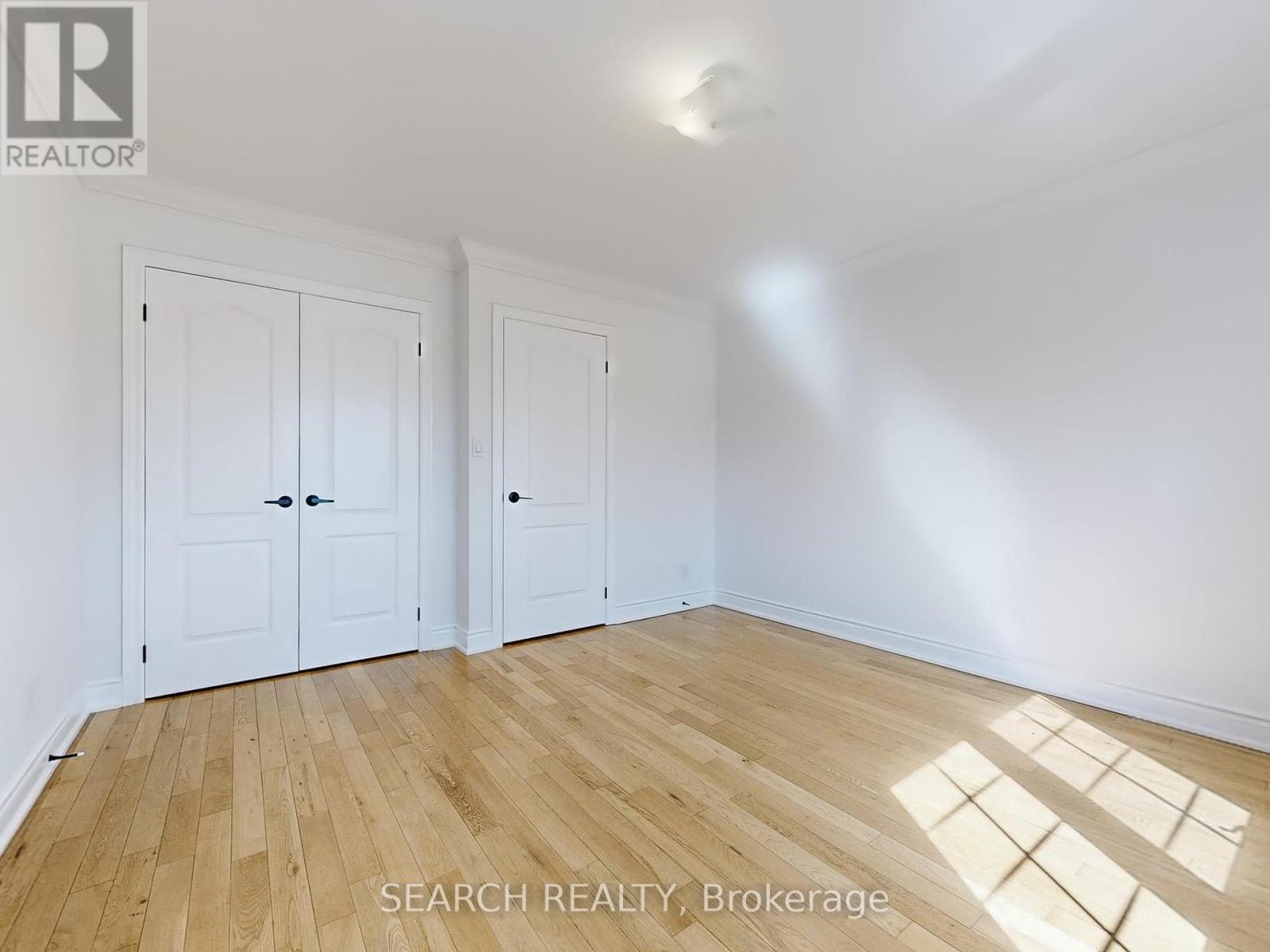 Upper - 150 Mulock Avenue, Toronto, Ontario  M6N 3C6 - Photo 13 - W12141936
