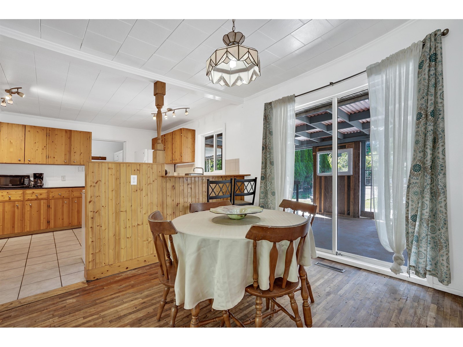 7671 Blott Street, Mission, British Columbia  V2V 3K2 - Photo 10 - R3001141