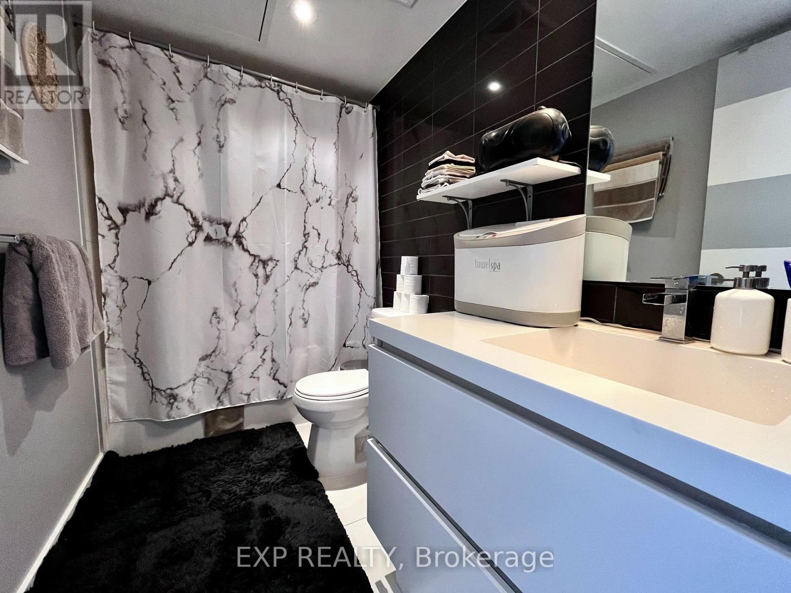 4705 - 75 Queens Wharf Road, Toronto, Ontario  M5V 0J8 - Photo 12 - C12142013