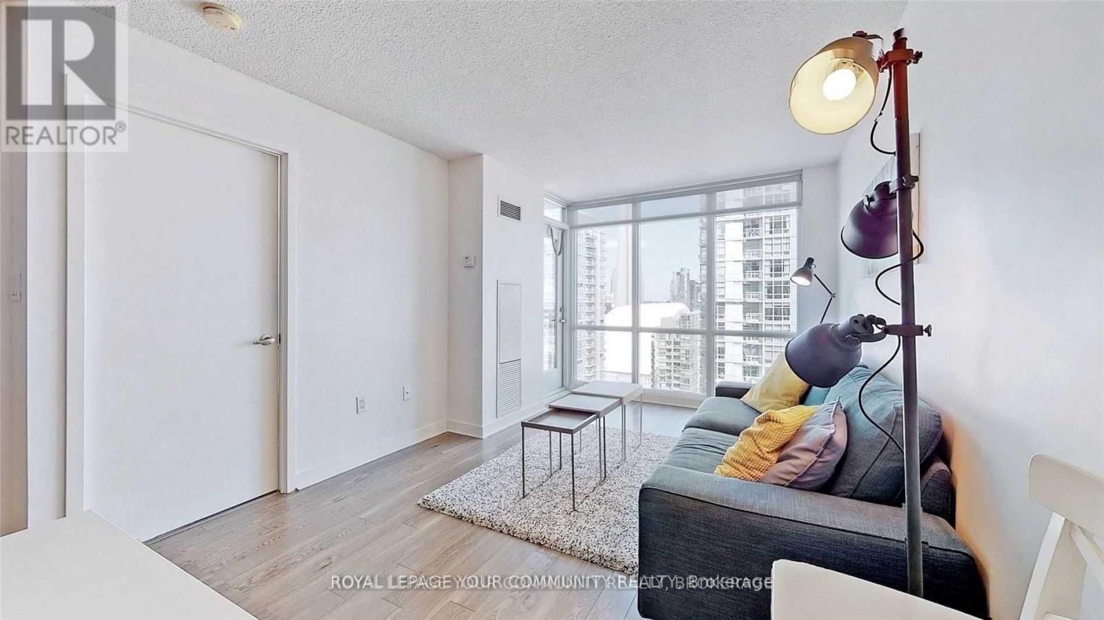3807 - 11 Brunel Court, Toronto (Waterfront Communities), Ontario  M5V 3Y3 - Photo 11 - C12142021