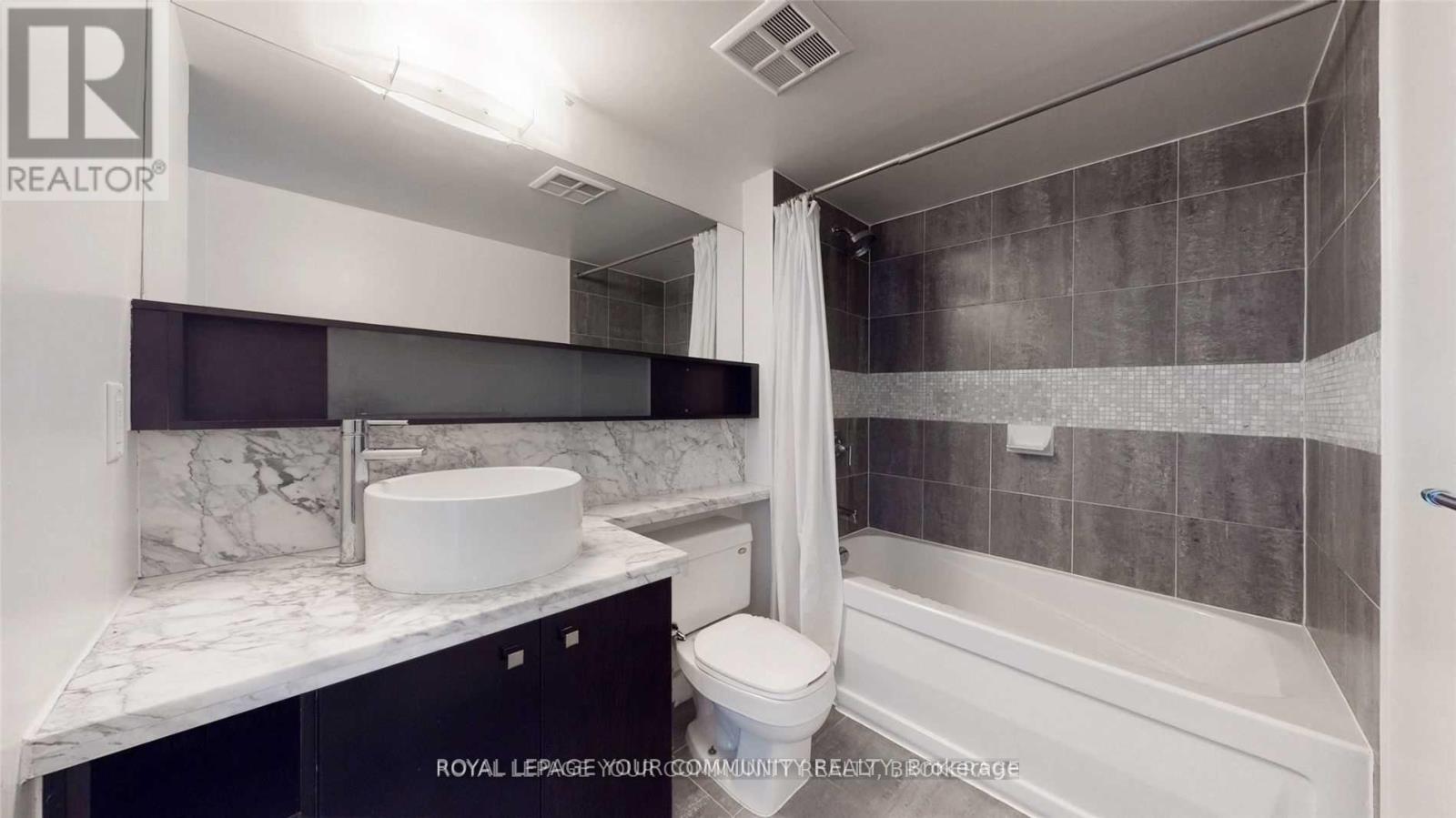 3807 - 11 Brunel Court, Toronto (Waterfront Communities), Ontario  M5V 3Y3 - Photo 23 - C12142021