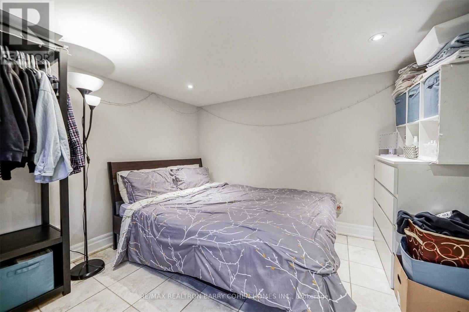 Lower Level - 3 Fairleigh Crescent, Toronto, Ontario  M6C 3R7 - Photo 7 - C12142054
