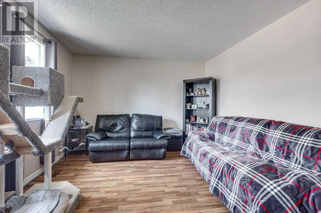 31 Orchard Green, Red Deer, Alberta  T4N 5B6 - Photo 7 - A2216408