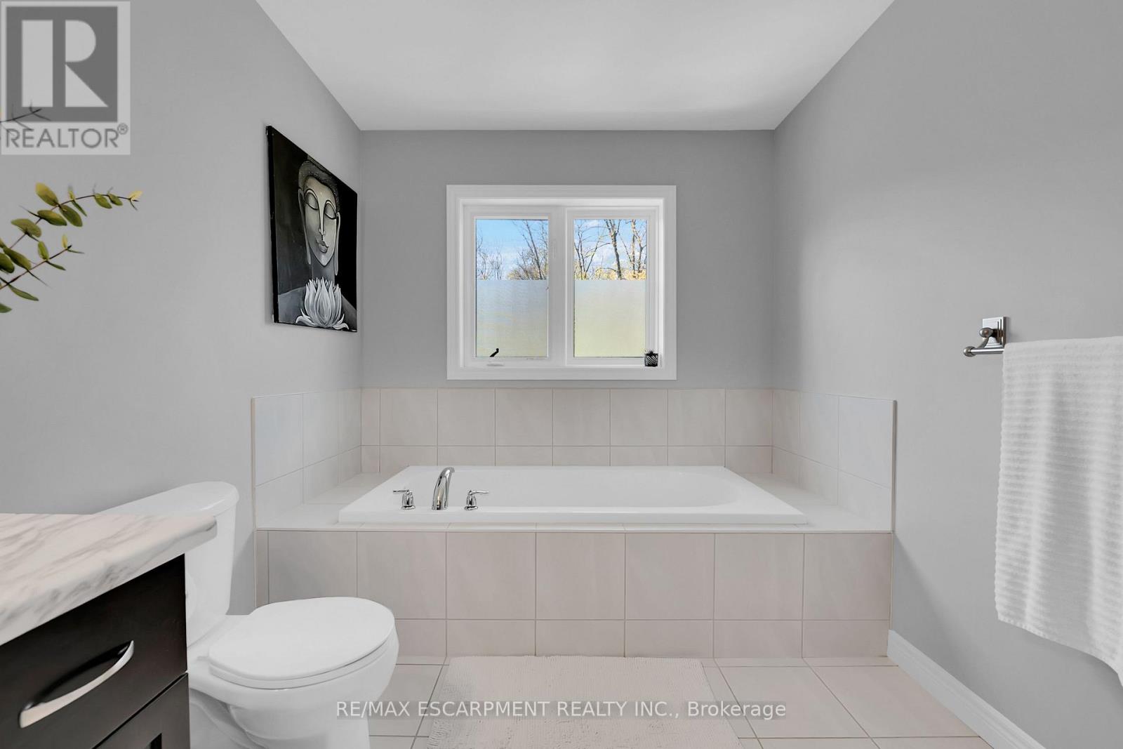137 Kinsman Drive, Hamilton, Ontario  L0R 1C0 - Photo 29 - X12141980