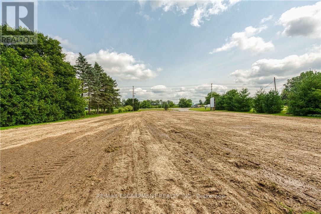 1042 Norfolk Street N, Norfolk, Ontario  N3Y 4K3 - Photo 21 - X12141991