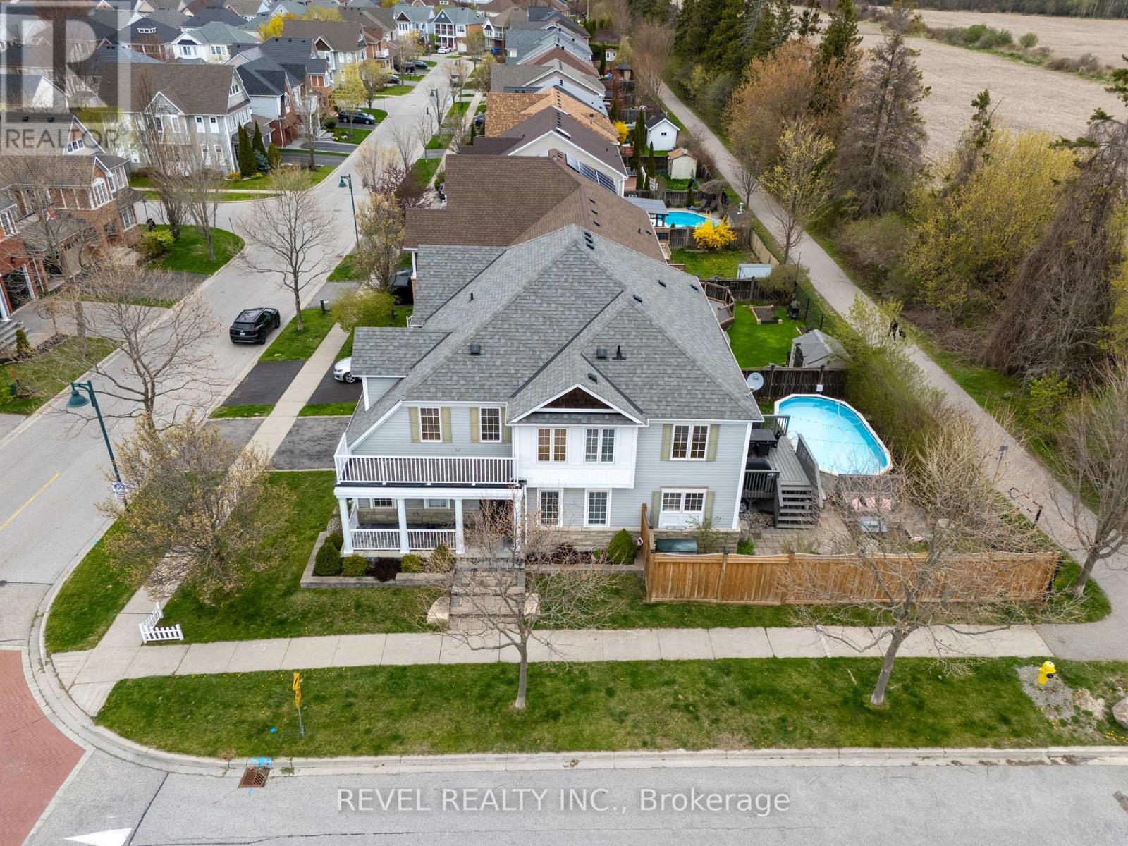 100 Ashbury Boulevard, Ajax (South East), Ontario  L1Z 1N1 - Photo 3 - E12142022