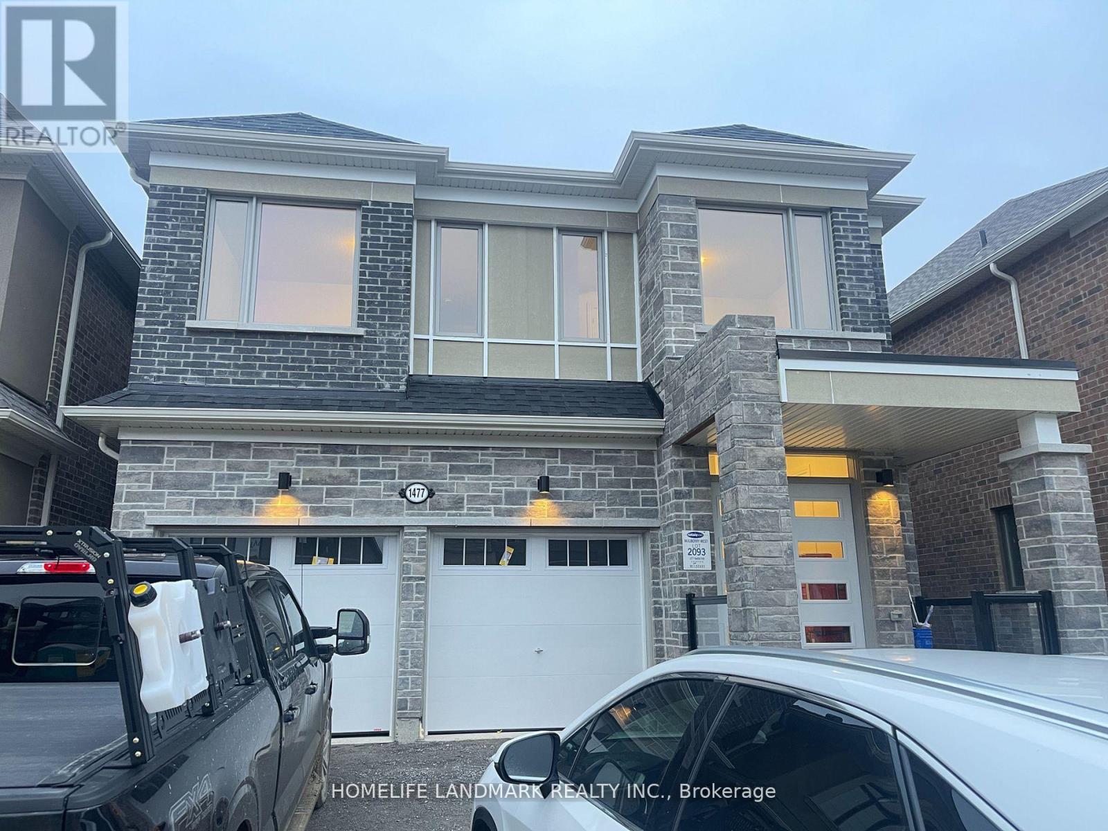 1477 Hawktail Path, Pickering, Ontario  L1X 0N8 - Photo 2 - E12142072