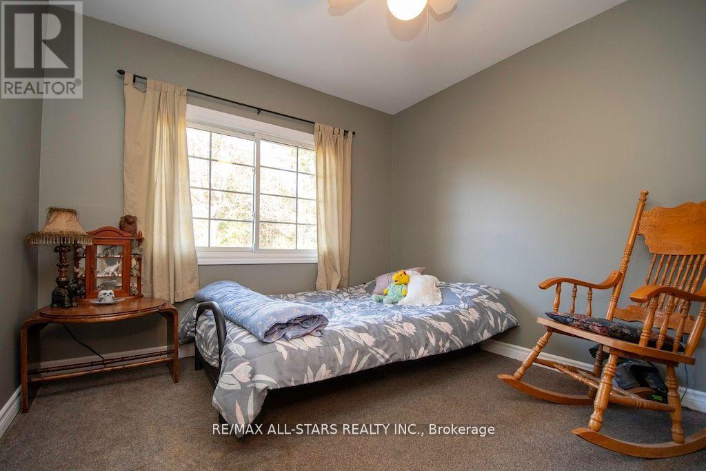20 Mccreedie Street, Kawartha Lakes, Ontario  K9V 4R1 - Photo 20 - X12137172