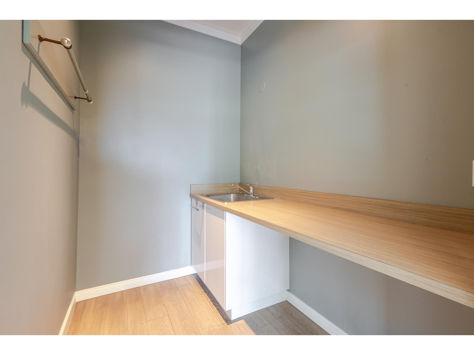 C1 & C2 15777 Marine Drive, White Rock, British Columbia  V4B 1E5 - Photo 19 - C8069101