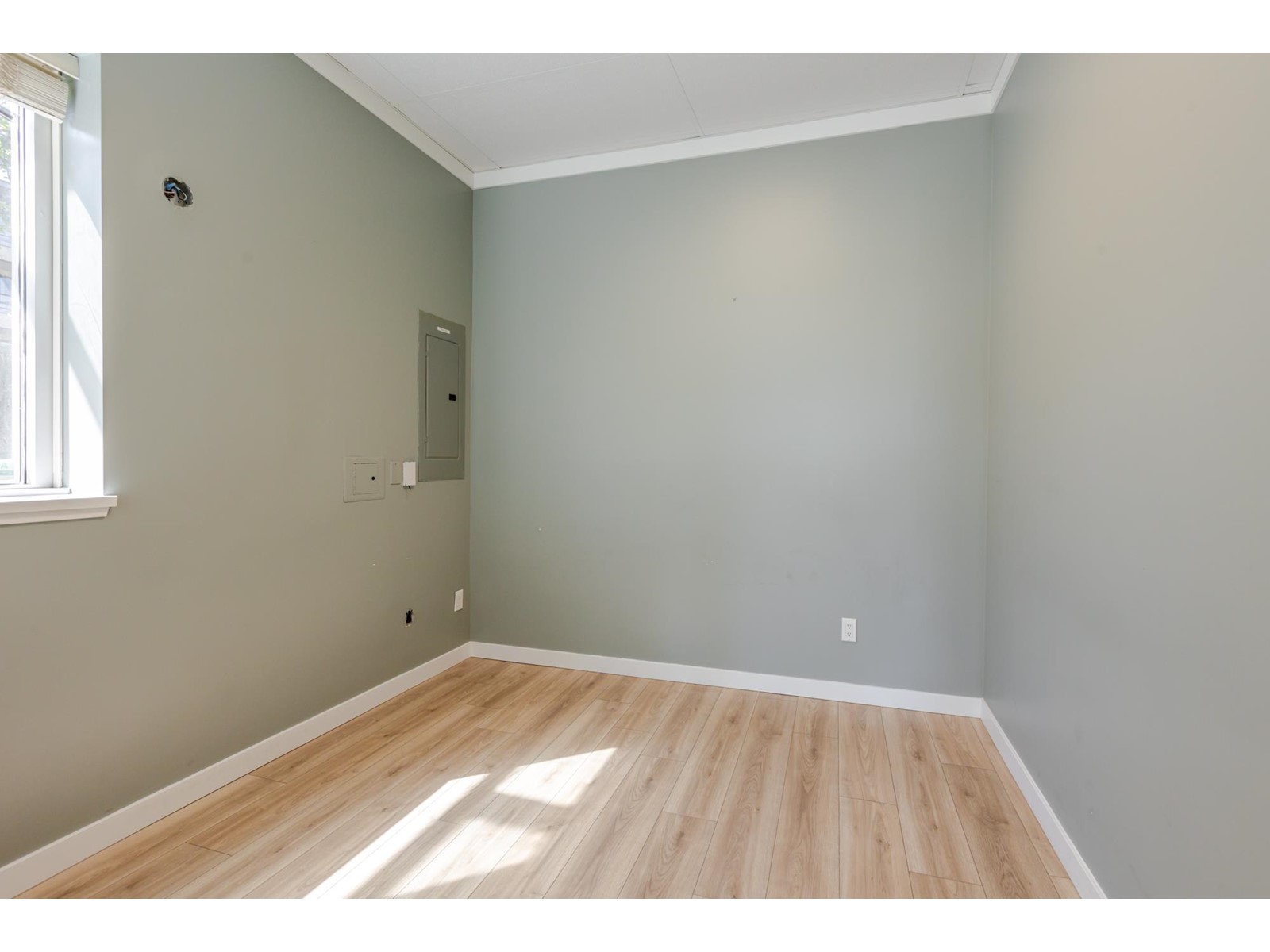 C1 & C2 15777 Marine Drive, White Rock, British Columbia  V4B 1E5 - Photo 17 - C8069101