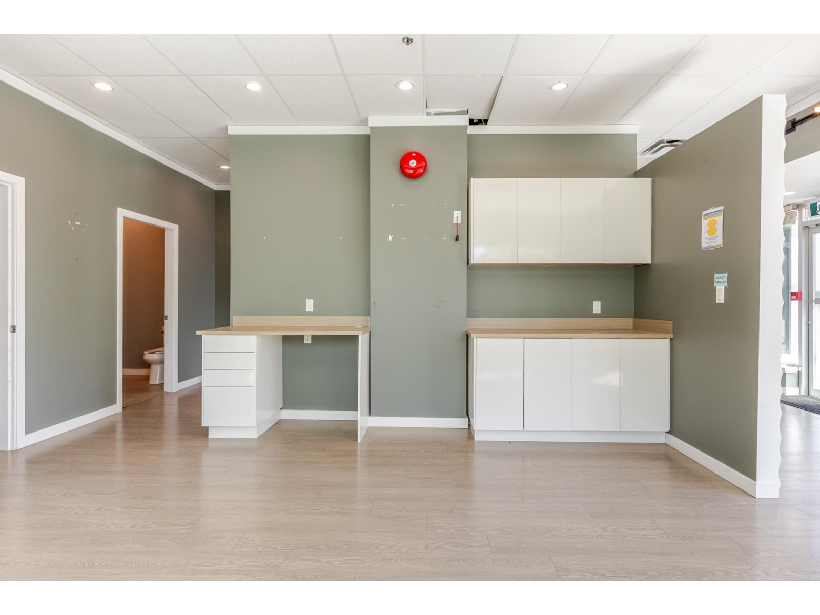 C1 & C2 15777 Marine Drive, White Rock, British Columbia  V4B 1E5 - Photo 14 - C8069101