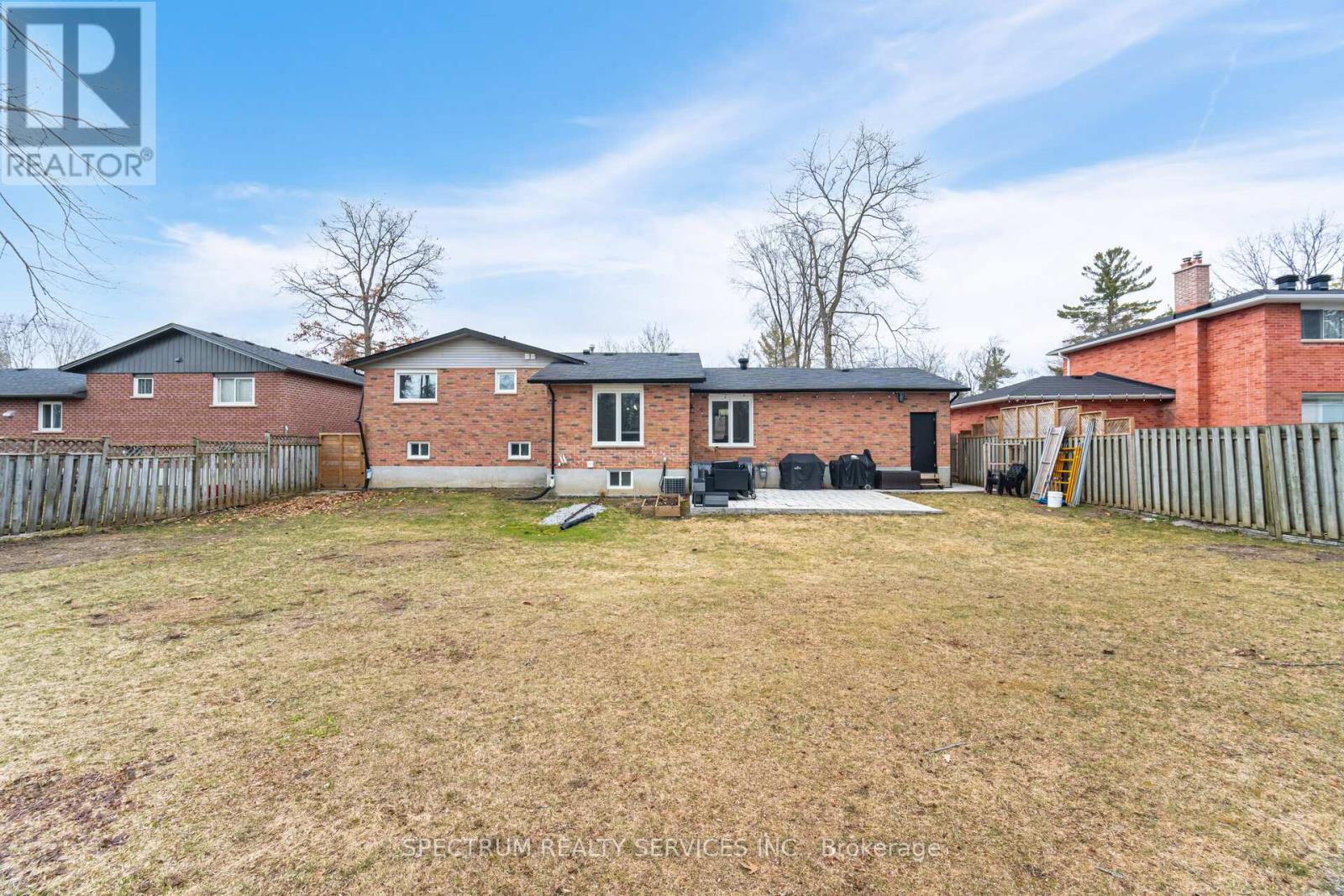 52 French Crescent, East Gwillimbury, Ontario  L9N 1J9 - Photo 48 - N12142128