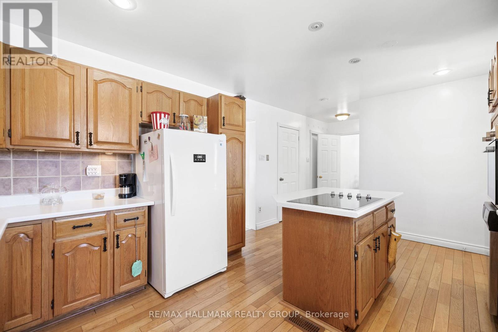 331 Eadie Road, Russell, Ontario  K4R 1E5 - Photo 16 - X12141926