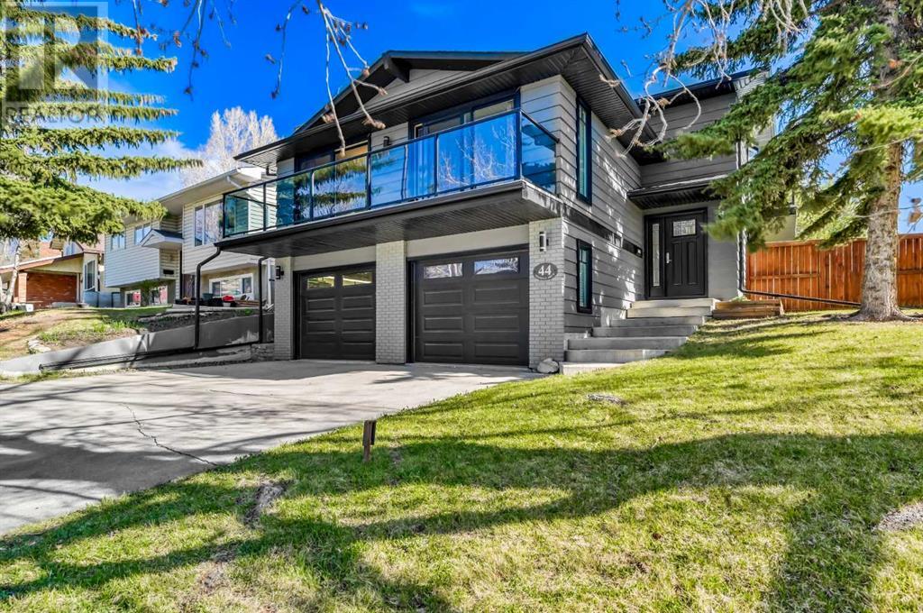 44 Edgedale Drive Nw, Calgary, Alberta  T3A 2R4 - Photo 1 - A2219349