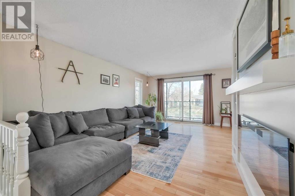 44 Edgedale Drive Nw, Calgary, Alberta  T3A 2R4 - Photo 6 - A2219349