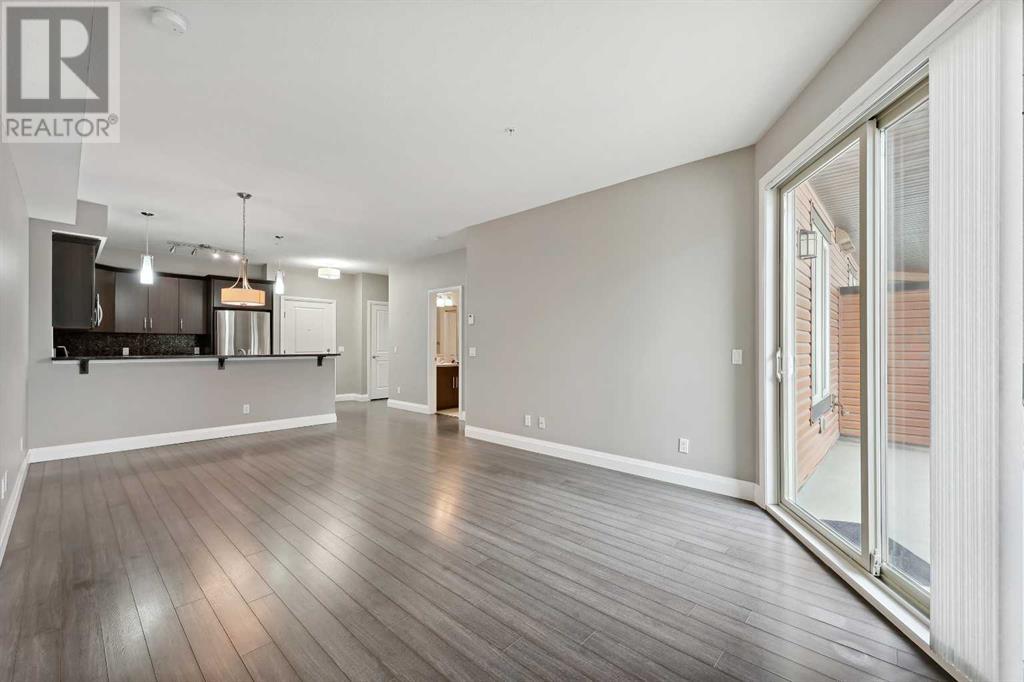 2206, 15 Sunset Square, Cochrane, Alberta  T4C 0E7 - Photo 4 - A2219530