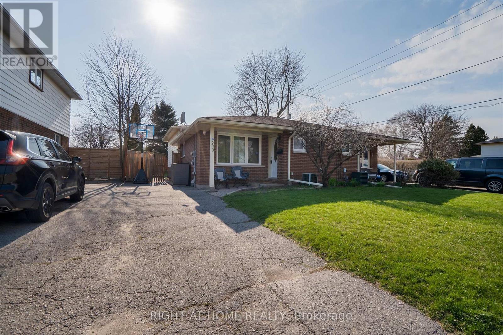 270 Coventry Court, Oshawa, Ontario  L1G 6H3 - Photo 2 - E12142228
