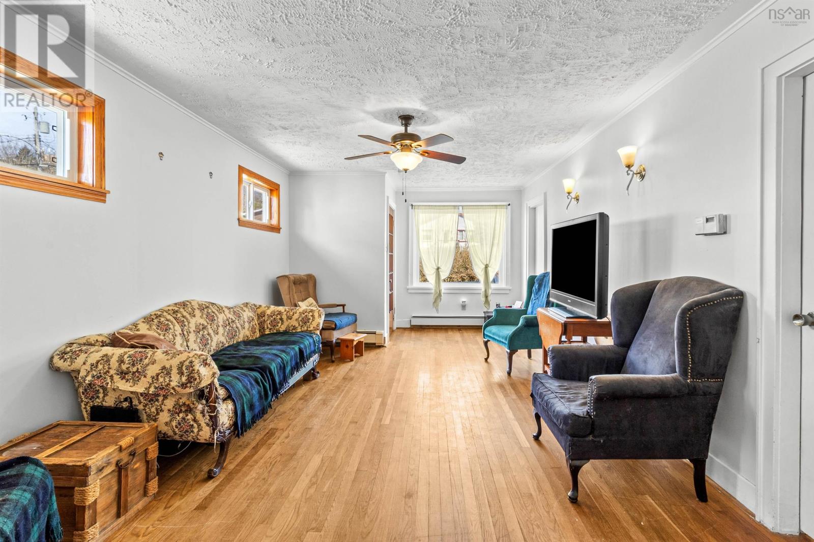 Property at 78 Rosedale Avenue image 4