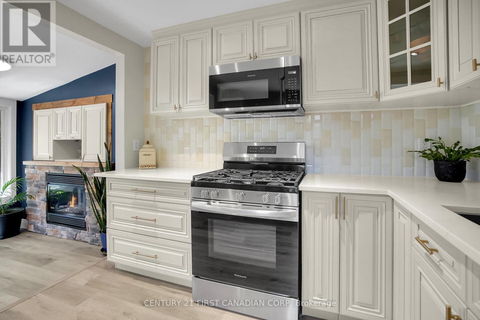1290 Springbank Avenue, London South, Ontario  N6K 1Z8 - Photo 12 - X12142182